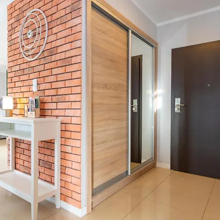 Karkonosky - Gorny Widok شكلارسكا بوريبا